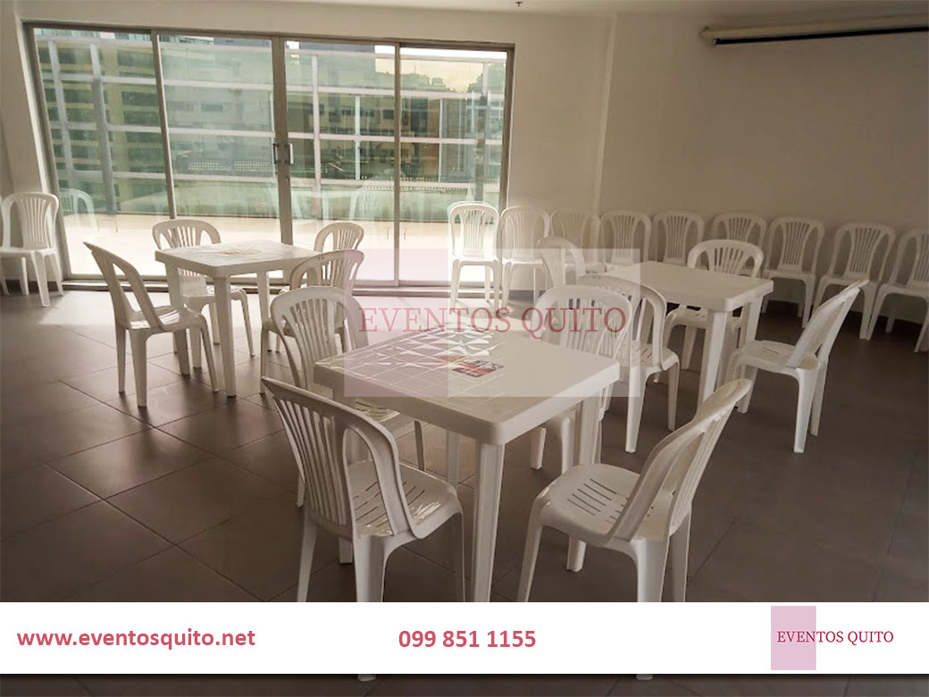 Alquiler de mesas de plastico Quito